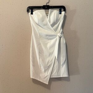 Trixxi Elegant Strapless White Dress